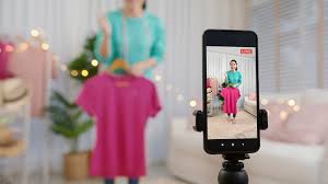 Must-Have Apps and Websites to Track Garage Sales Near You