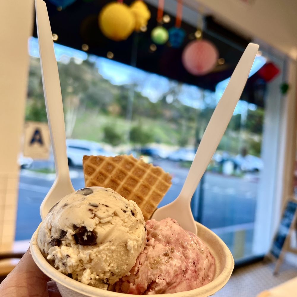 Timeline of the Ice Cream Chain’s Decline
